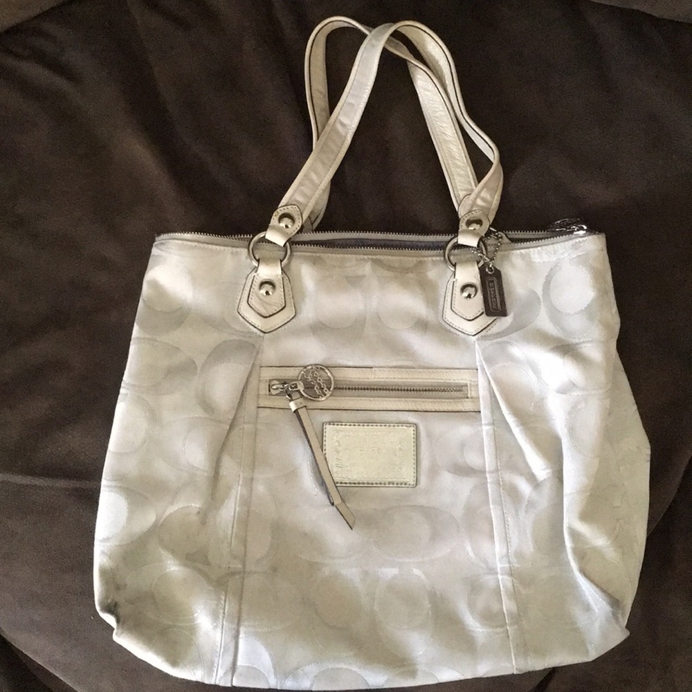 Coach Poppy Signature Tote Bag
